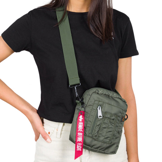 Borsa Alpha Crew Carry Bag