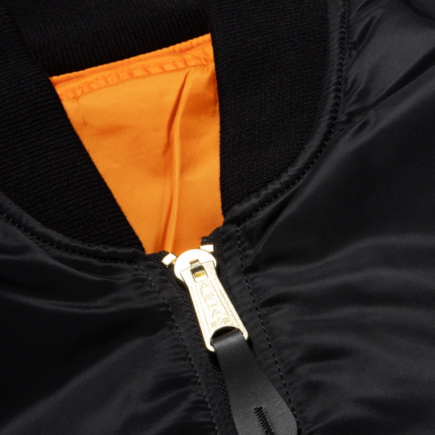 Giacca NP x Alpha Industries No War MA-1 Jacket