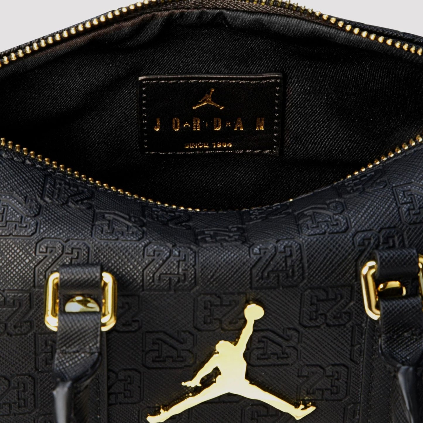 Borsa Jordan Monogram Mini Duffle NERO